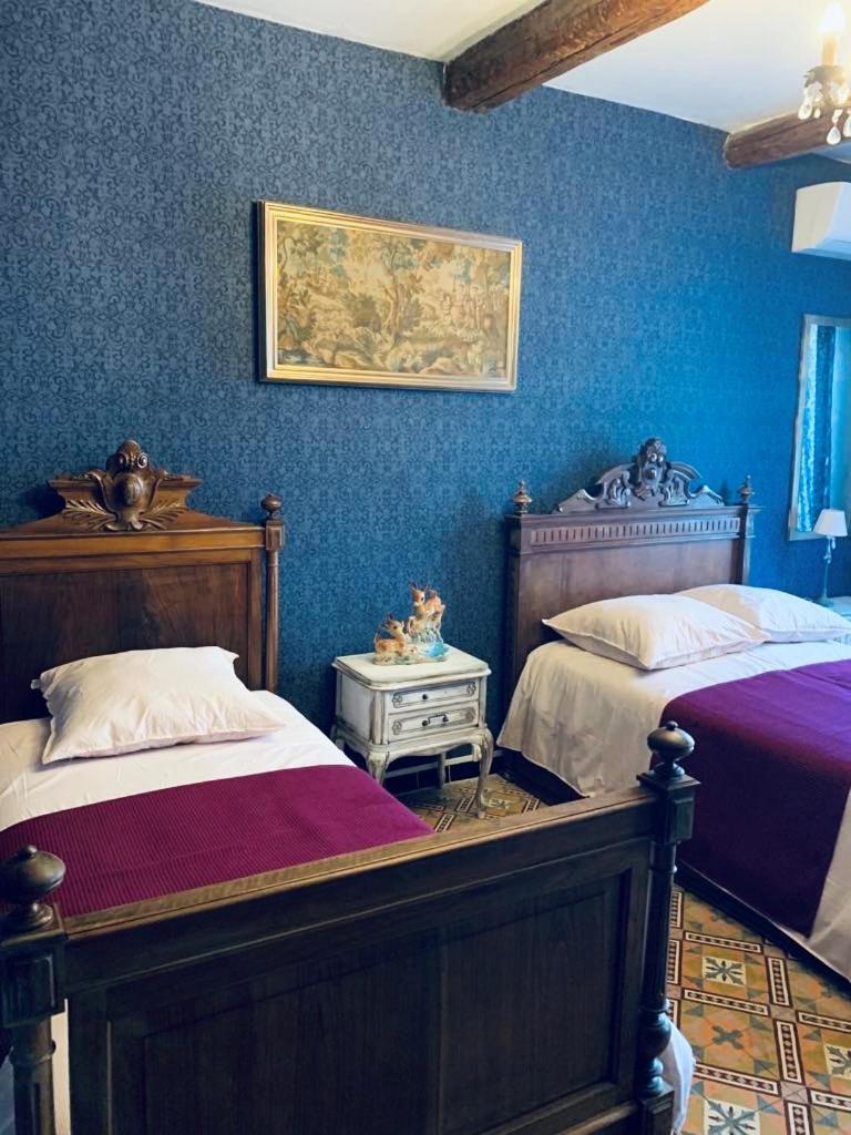 La Babayaga Bed & Breakfast กาเปสตอง ภายนอก รูปภาพ