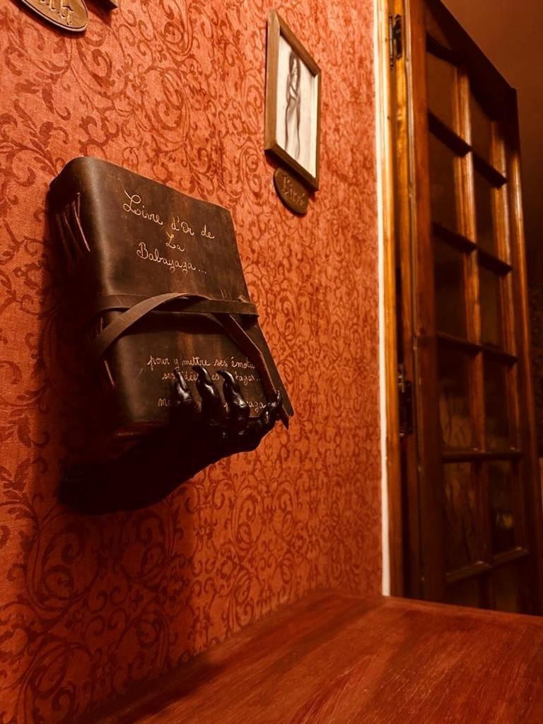 La Babayaga Bed & Breakfast กาเปสตอง ภายนอก รูปภาพ