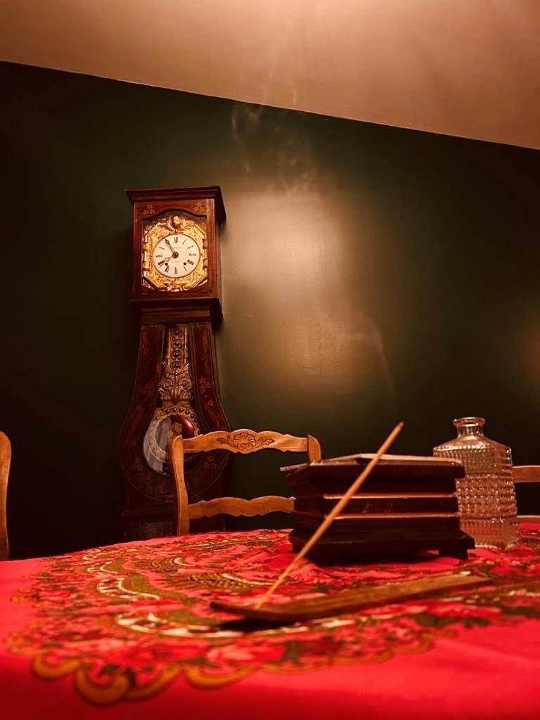 La Babayaga Bed & Breakfast กาเปสตอง ภายนอก รูปภาพ