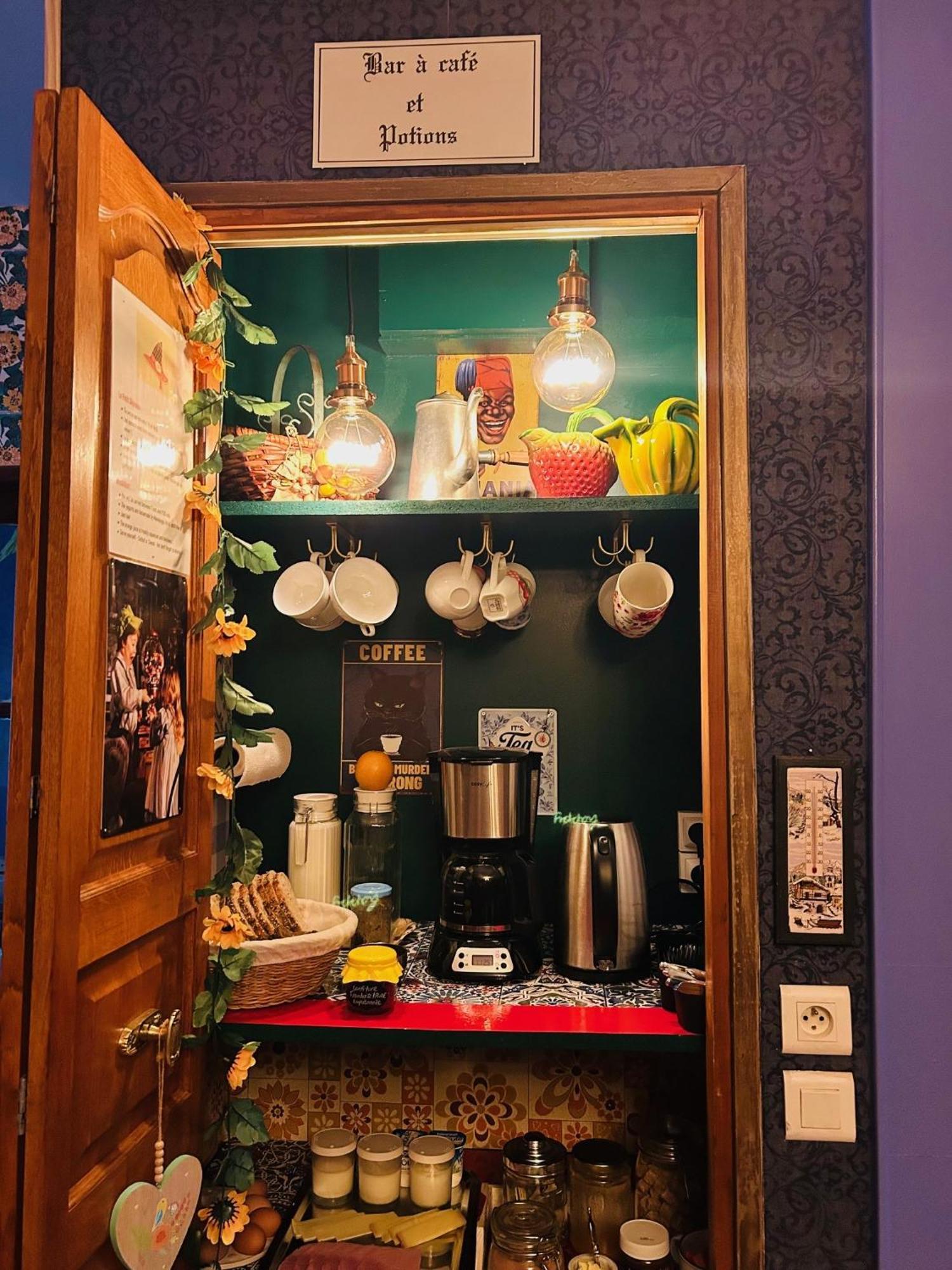 La Babayaga Bed & Breakfast กาเปสตอง ภายนอก รูปภาพ